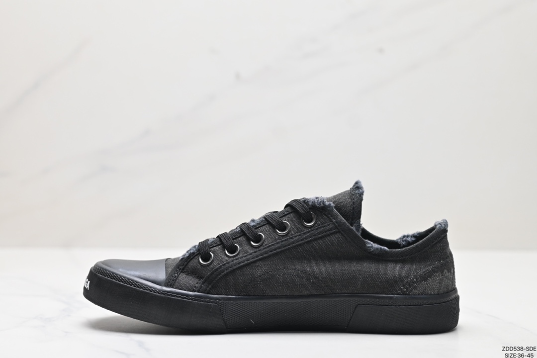 Balenciaga Low Shoes